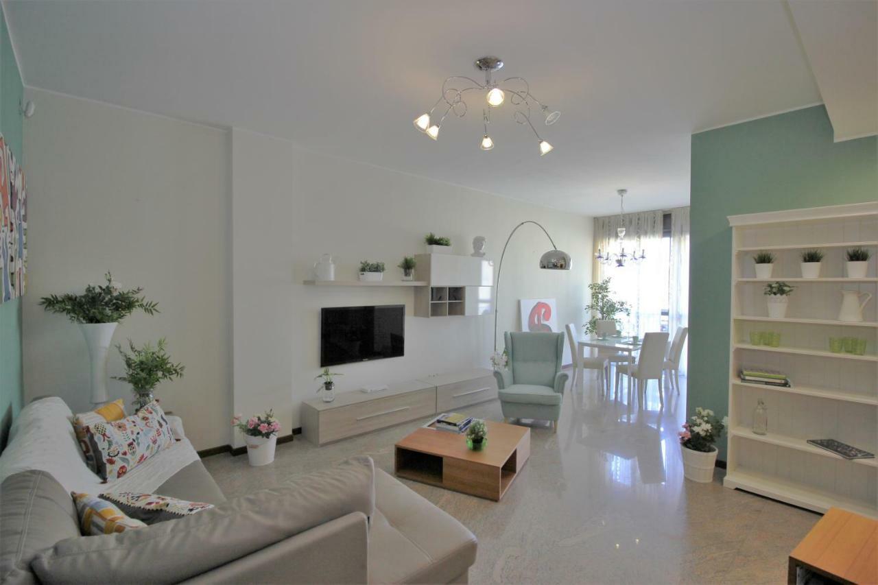 Appartamento Downtown Eco Chic Milano Esterno foto